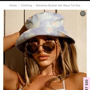 NWT white Fox Boutique Bucket Hat